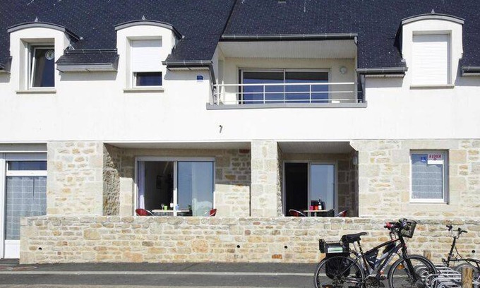 Penmarch Apartment | 40 m² Apartment ∙ 1 bedroom ∙ 2 guests
