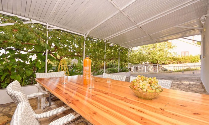 Maslenica Apartment | 40 m² Apartment ∙ 2 bedrooms ∙ 5 guests