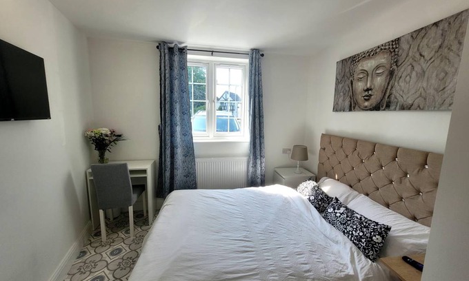 South Ruislip Apartment | 40 m² Studio flat ∙ 1 bedroom ∙ 2 guests