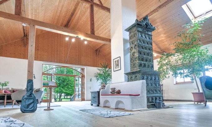 Freyung Villa | 400qm bayerische VILLA 2500qm uneinsehbarer Garten in beliebter Urlaubsregion