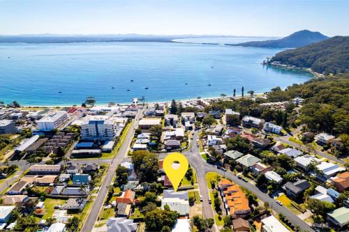 Shoal Bay House | 41 Leonard Avenue boat parking aircon