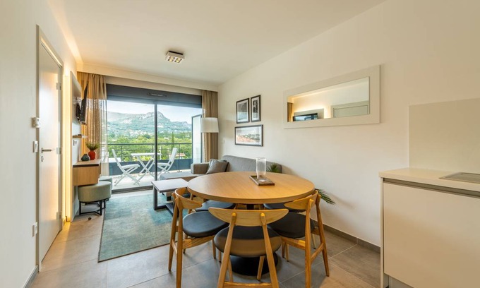 Vence Apartment | 41 m² Apartment ∙ 1 bedroom ∙ 6 guests