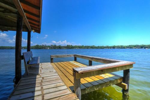 Fort Walton Beach House | 421 Eastview Drive