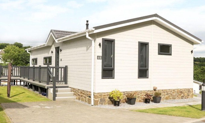Narberth House | 44 Heritage Park