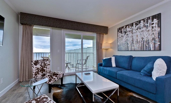 Rocky Point Apartment | 441-Waterfront, Amazing Views, WIFI, Pool and close to BUCS Stadium
