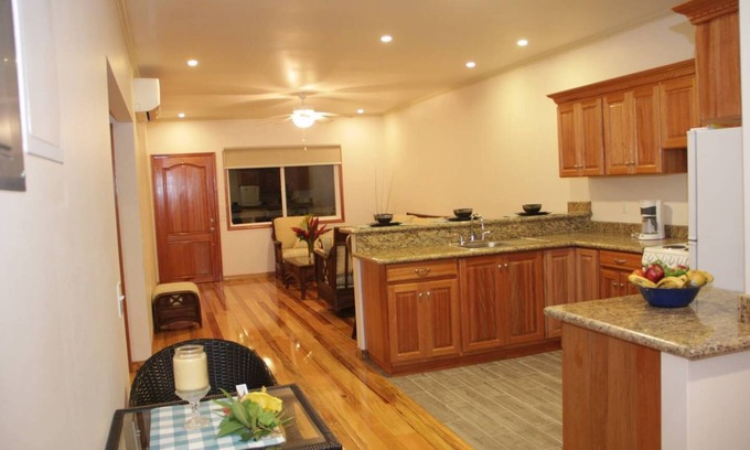 Isla de Utila Villa | #442 Carribean Beauty 2Bedroom 2bath