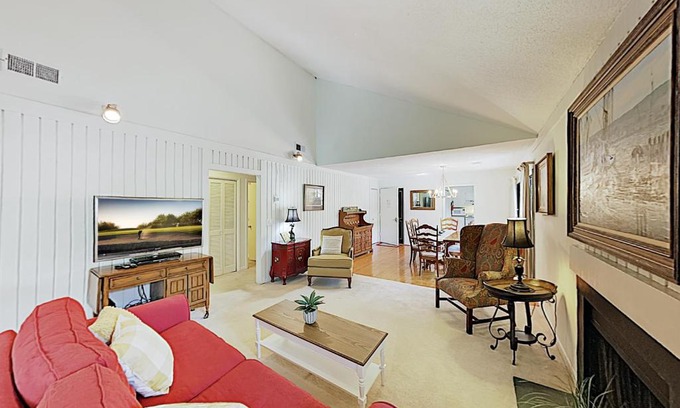 West Beach House | 442 Oceanwoods