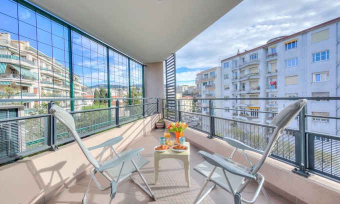 Liberation Apartment | 46 m² Apartment ∙ 1 bedroom ∙ 3 guests