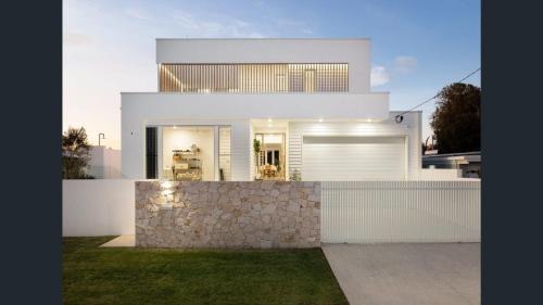 Golden Beach House | 47 Theresa Street Golden Beach