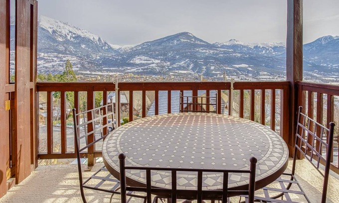 Embrun Apartment | 48 m² Apartment ∙ 2 bedrooms ∙ 6 guests
