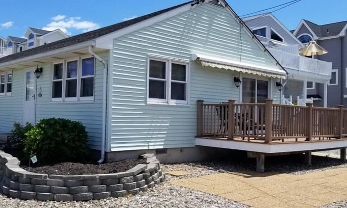 Sea Isle City House | 4805 Central Avenue South