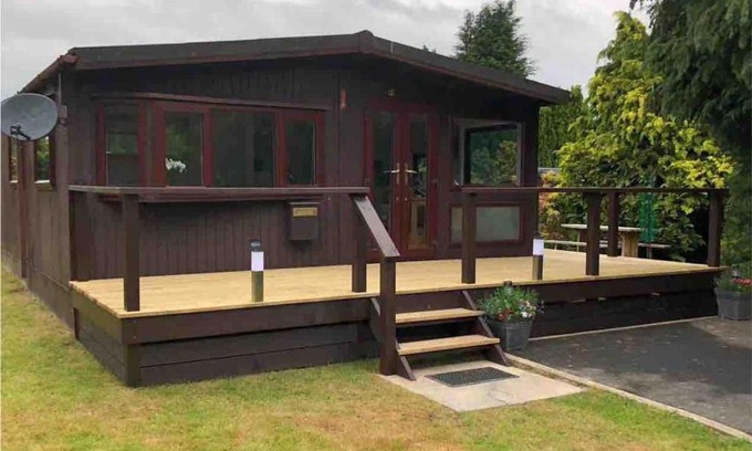 Builth Wells Ski Chalet | 49 Irfon Lodge