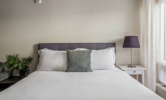 Prospect Park Apartment | 49 m² Apartment ∙ 2 guests