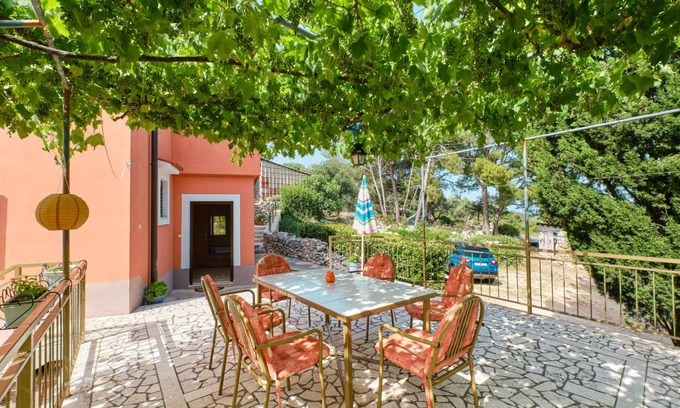 Cunski Apartment | 49 m² Apartment ∙ 2 bedrooms ∙ 5 guests