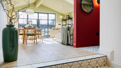Beaumaris House | 49 Wexham