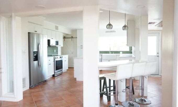 Palmetto House | 498) Massive Beach house on the Intercoastal!