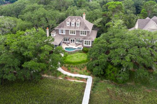West Beach House | 498 Old Dock Road by Akers Ellis Rentals
