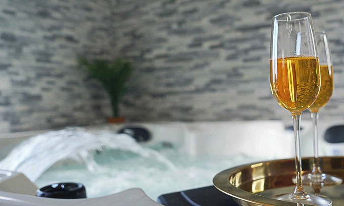 Verdelot Villa | 4AS Spa Paris Gîte Privatif Summer Near Disney