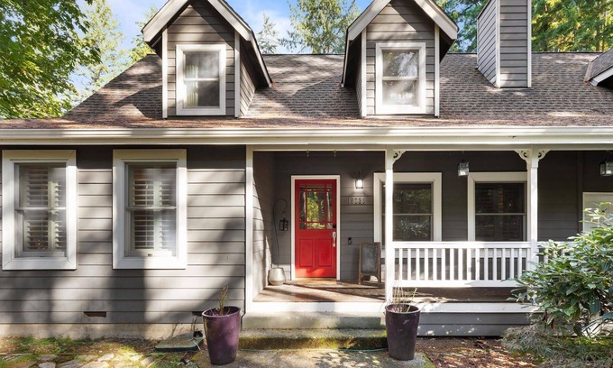 Woodinville House | 4BR at 171st Place Northeast