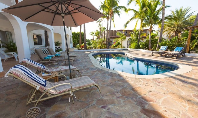 Downtown San Jose del Cabo Villa | 4BR VILLA HEATED POOL IN GATED COMMUNITY