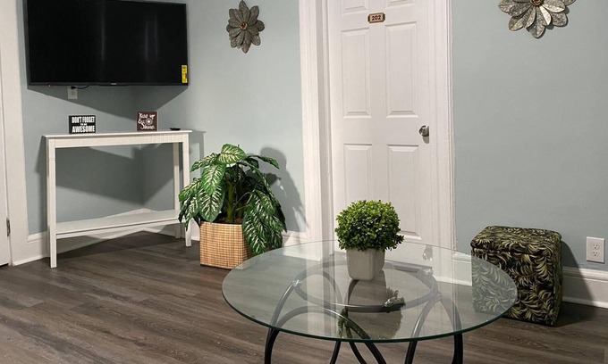 West Orange Apartment | 4Brs easy access to NYC 25min driveParking-laundry