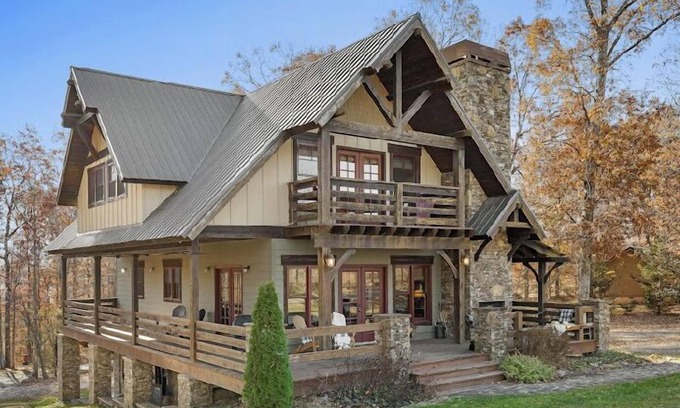 Lupton City Cabin | 4th Weeknight Free in Jan. & Feb. 2024! 20 min. From Downtown Chattanooga!