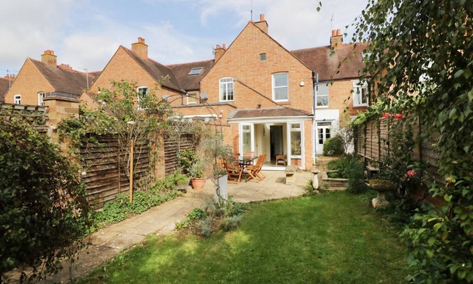 Stratford-upon-Avon Cottage | 5 Albany Road