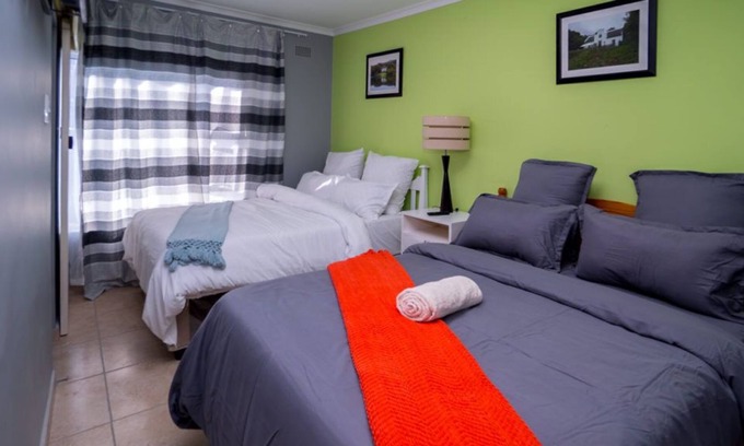 Cape Town House | 5 Annex Lodge & Spa