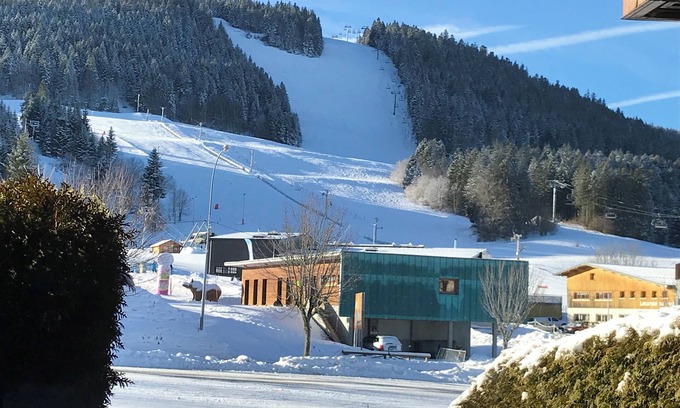 Metabief Apartment | 5-bed apartment at the foot of the slopes, ski room, parking, view of the slopes
