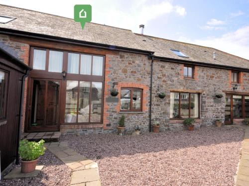 Hartland House | 5 Bed in Hartland DOCOM