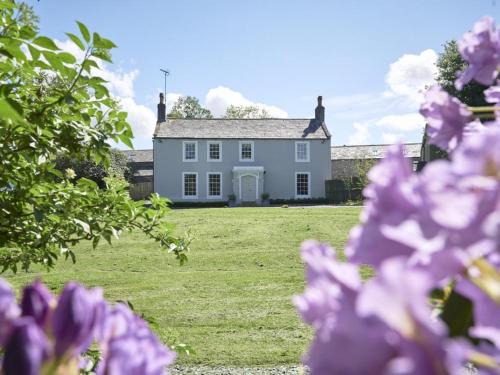 Loweswater House | 5 Bed in Loweswater SZ424