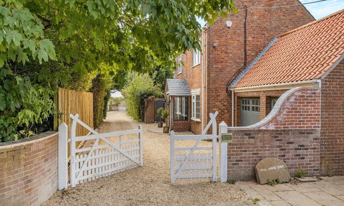 Thimbleby Cottage | 5 bedroom accommodation in Horncastle