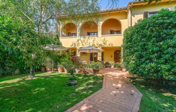 Puliciano House | 5 bedroom accommodation in Arezzo