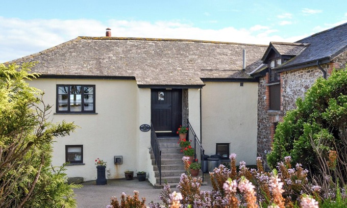Bude Cottage | 5 bedroom accommodation in Launcells, near Bude