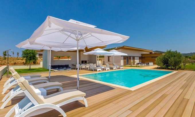 Jelsa House | 5 bedroom gorgeous home in Hvar