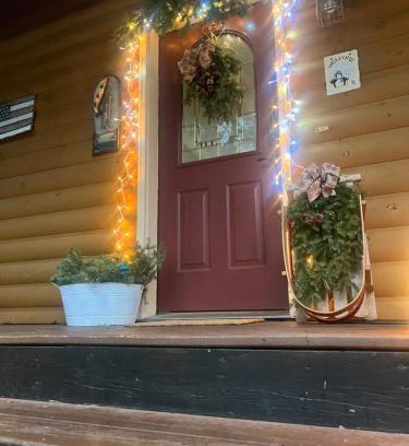 Wisconsin Dells House | 5 Bedroom Wooded Paradise mins from Wi Dells