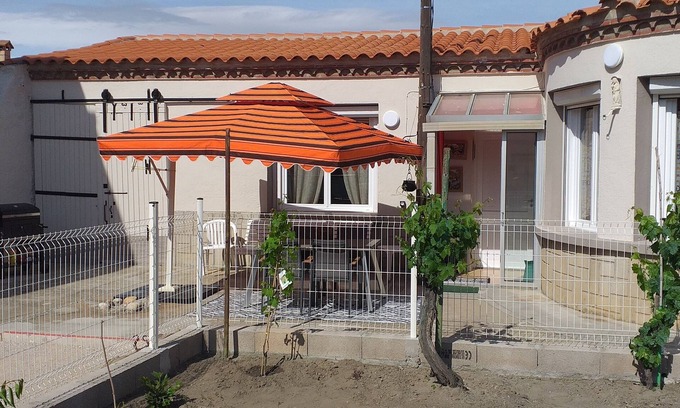 Saint-Hippolyte Villa | 5 min Plages Villa Coquette et Acueillante Parking Boulodrome