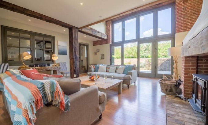 Stanhoe House | 5 Ivy Farm Barns, Burnham Market, Norfolk
