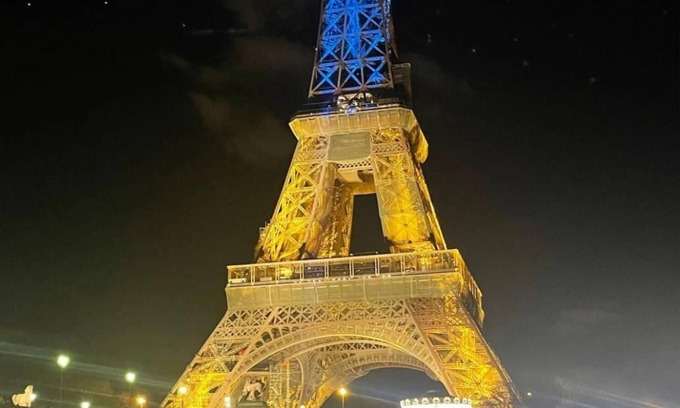 Quartier du Gros-Caillou Boat Rental | 5* Luxury Private Yacht on the Seine Next to Eiffel Tower-Scintillating Views