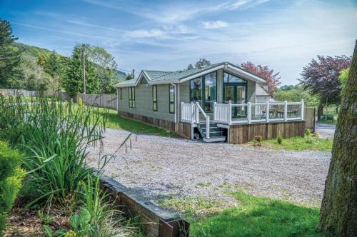 Llanddowror Apartment | 5 Manor Lodge - 2 Bedroom Lodge - Pendine