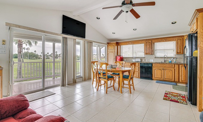 Port Isabel House | 5 Mi to Beaches: Sunny Port Isabel Golf Retreat