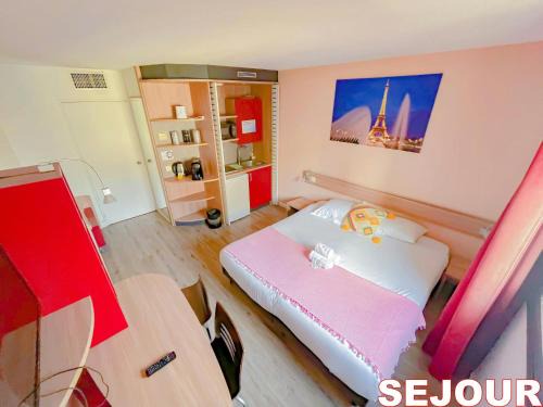 Pantin Apartment | 5 min de Paris 10 min du Zénith et Grande Halle