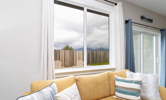 Redding House | 5 min to Bike Trails~Redding Retreat