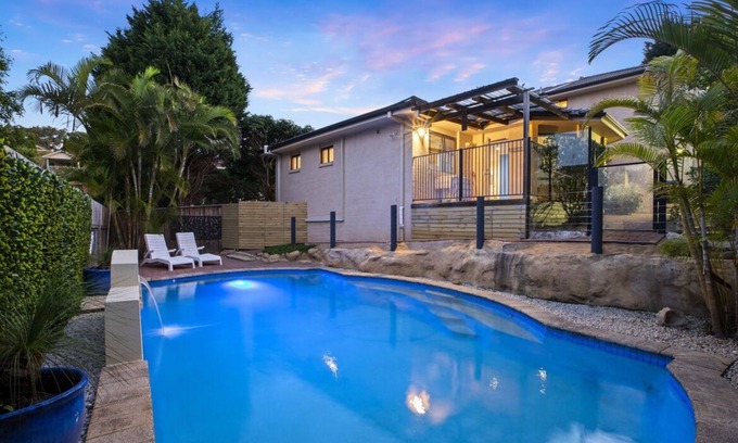 Terrigal House | 5 mins drive to Terrigal Beach. House.