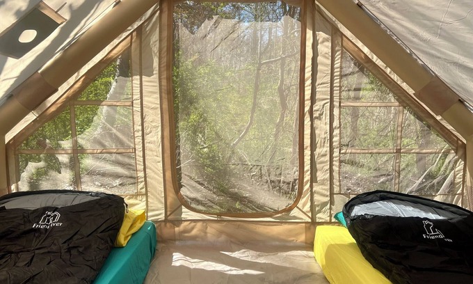 South Haven Bed & Breakfast | 5 Minutes To Beach & Downtown - Safari Tent for Two
