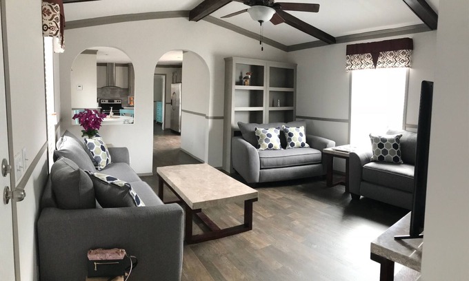 Ono Island House | 5 MINUTES TO PERDIDO KEY BEACHES!