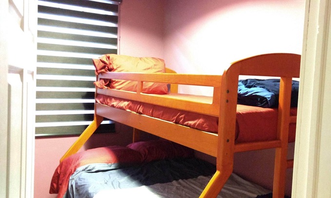 Tijuana House | 5 minutes to the Aeroport of Tijuana! Family-sized condo