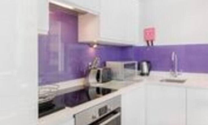 Portsoken Apartment | 5 River House - 1 bedroom apartment