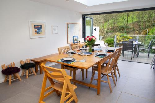 Little Haven House | 5 Seabird Close Little Haven