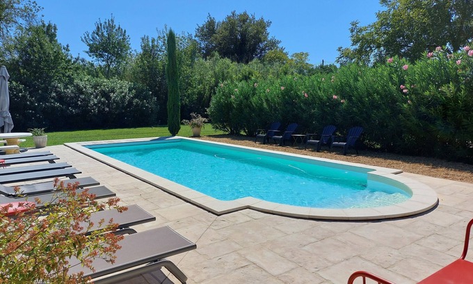 Molleges Villa | 5-star villa, air-conditioned, quiet, view of the Alpilles, heated pool